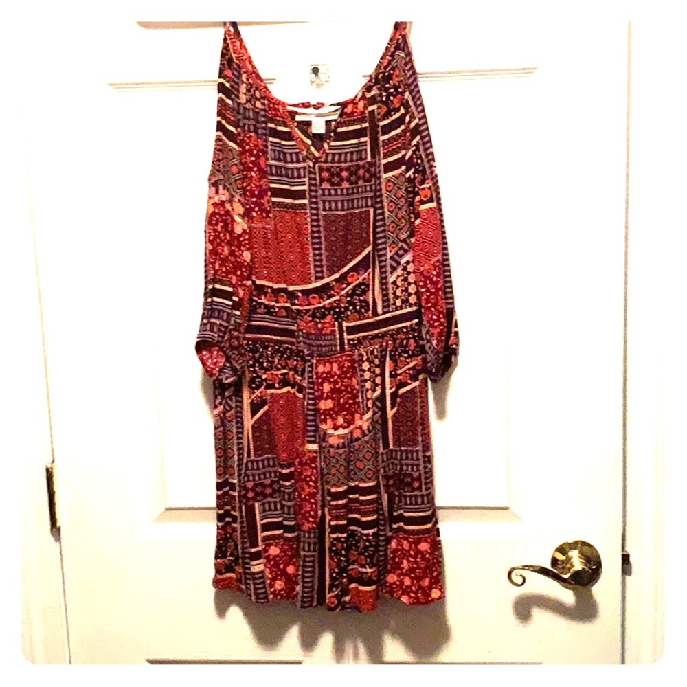 AE Dress.  XS.  3/4 sleeves.  Open shoulders.